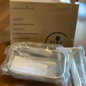 Pampered Chef - Small Grill Pan - NIB, Never Used - #101114 B2